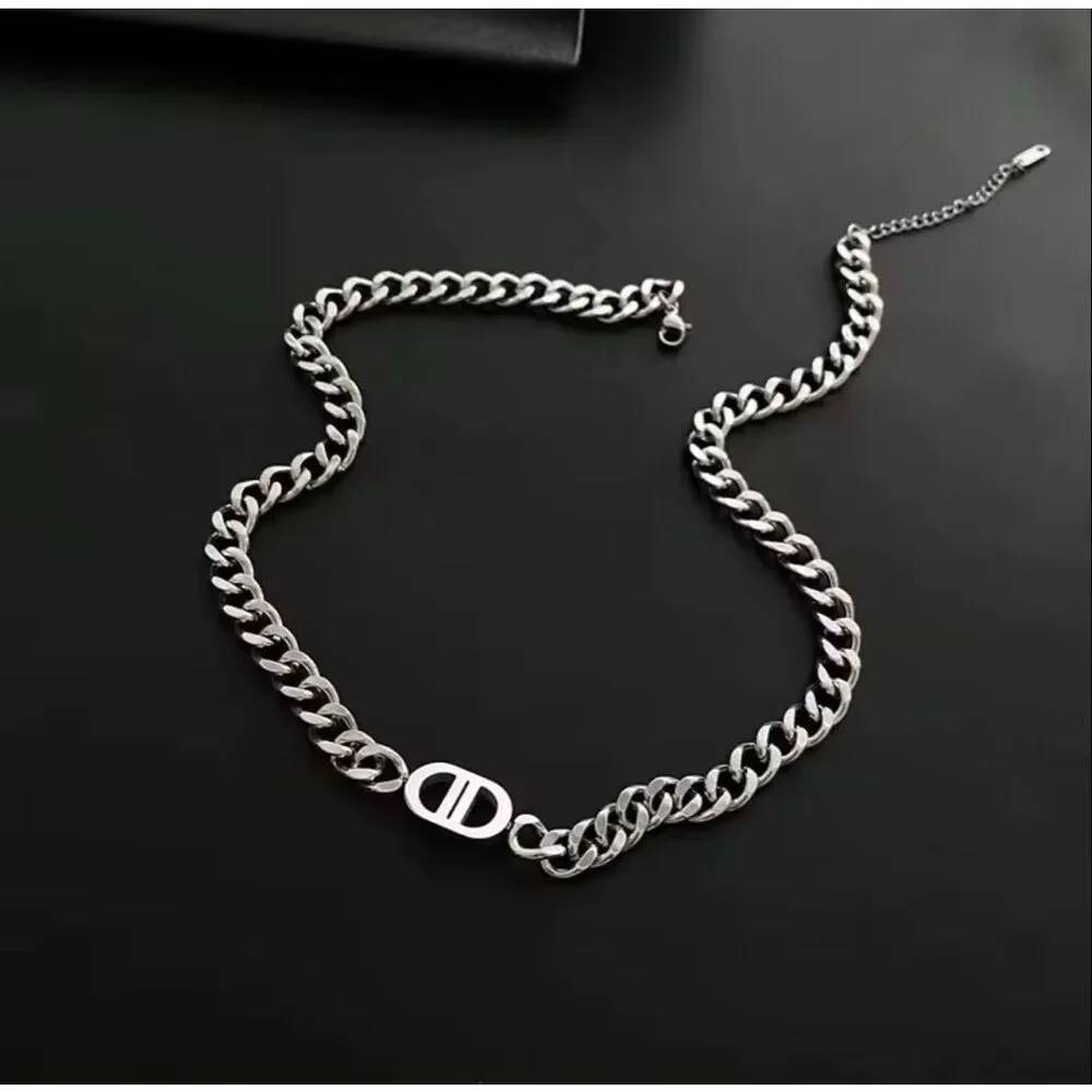 Luxury Boutique Silver Tone Chunky Chain Statement Necklace Fashion Jewelry NWOT
